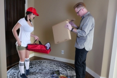 02-Bryci-sexy-pizza-delivery-girl